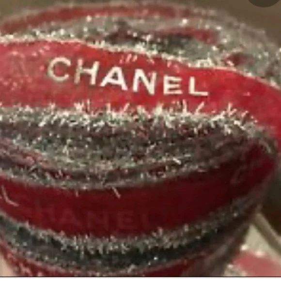 Genuine Chanel Ribbon Red Sheer Holiday 100% authentic ONE YARD - Picture 3 of 6